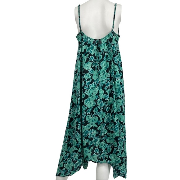 Volcom Handkerchief Hem Boho Breezy Dress - Picture 7 of 10